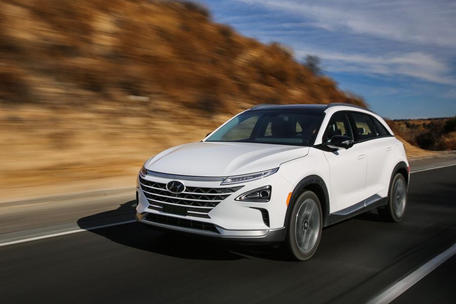  Hyundai NEXO 2018 года  (NA) (фото 12 из 83)